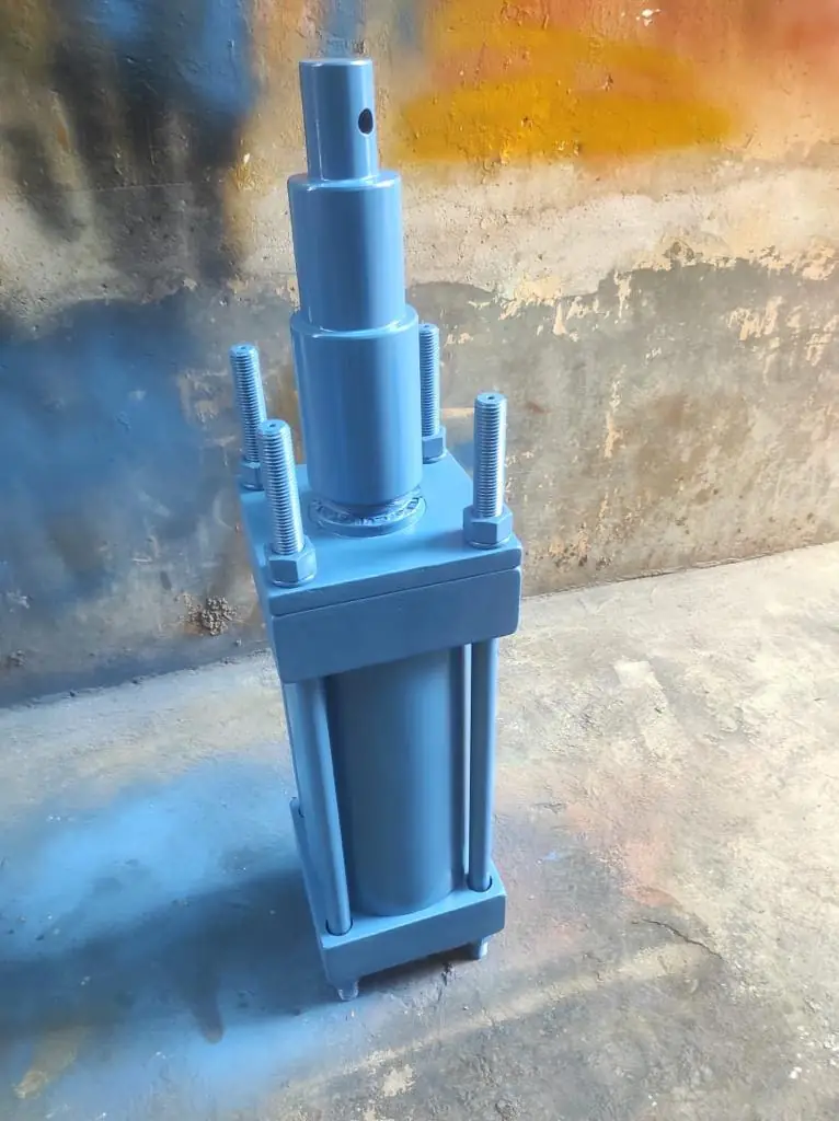 Custom blue hydraulic cylinder