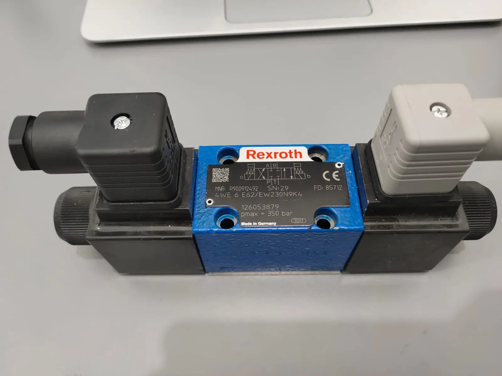 Rexroth directional valve