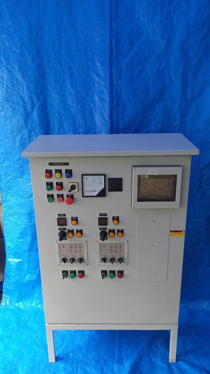 Sterilizer door control panel with ammeter, pressure controllers and selector switches